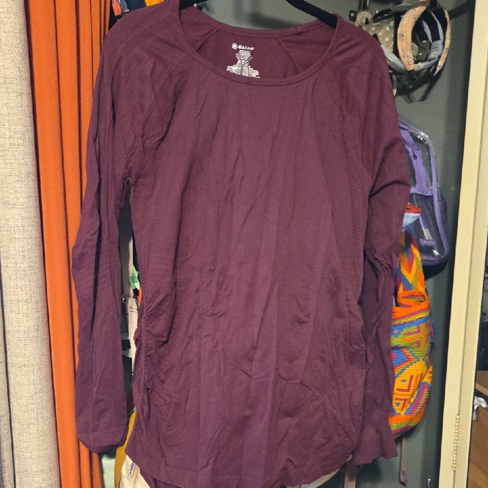 GAIAM Plum Long Sleeve Top